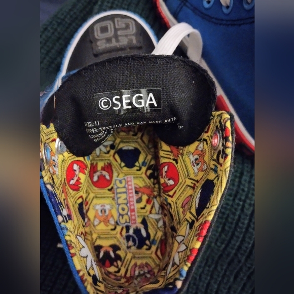 Sonic High-top Sneakers - Picture 3 of 6